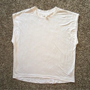 Prologue Crewneck Sleeveless white Top - size medium